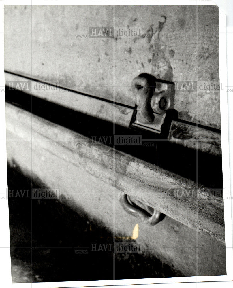 1994 Press Photo concrete slab operational safety - Historic Images