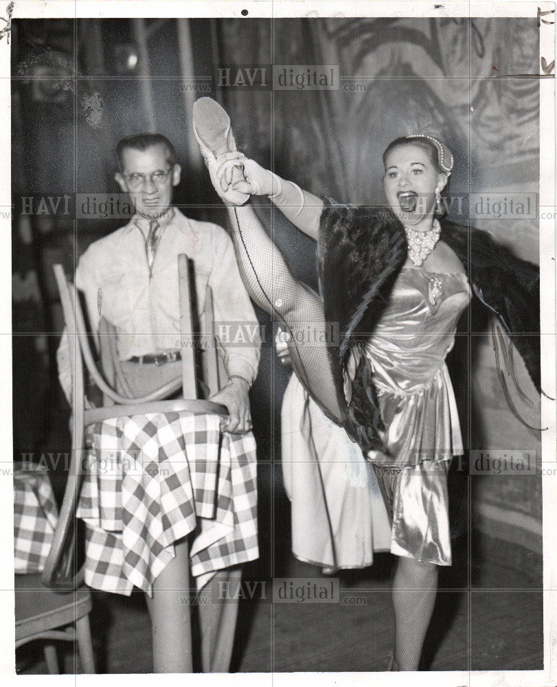 1952 Press Photo Gretchen Wyler Shubert Theatre actress - Historic Images