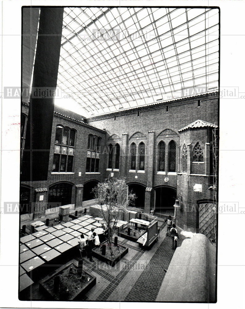 1989 Press Photo Detroit Institute of Arts Kresge Court - Historic Images