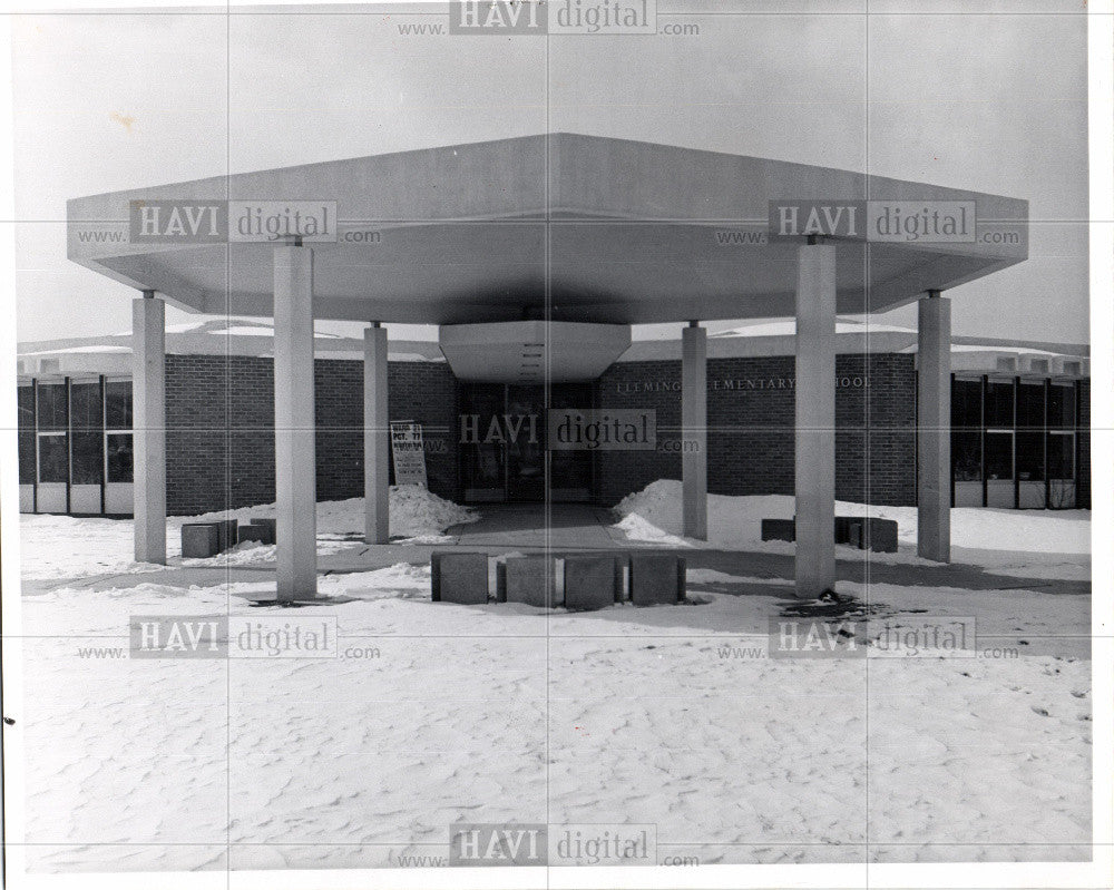 1963 Press Photo Detroit Fleming Elementary School - Historic Images