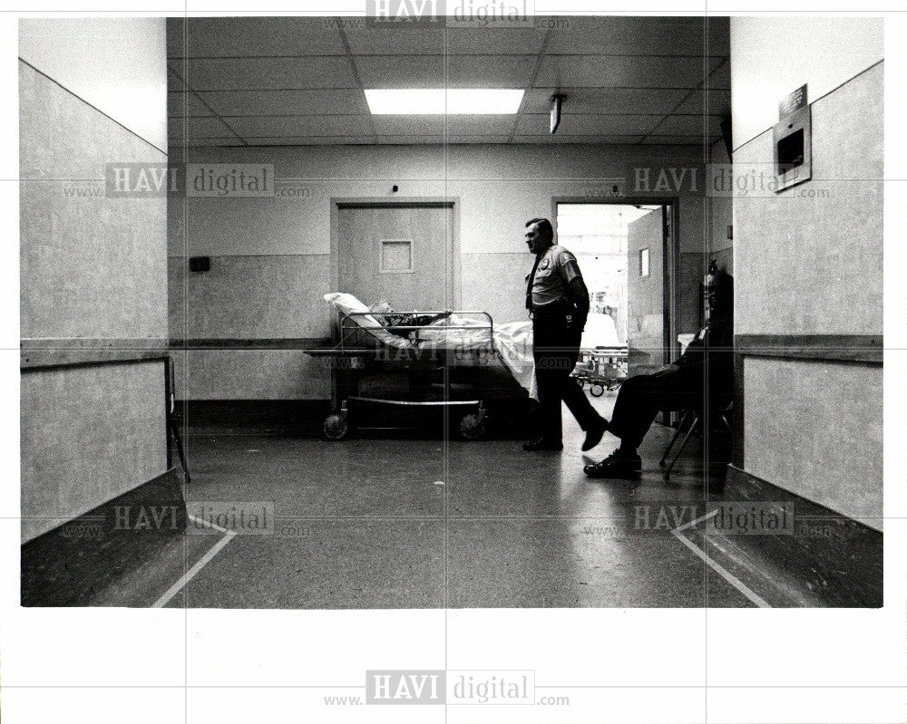 1976 Press Photo Detroit General Hospital - Historic Images