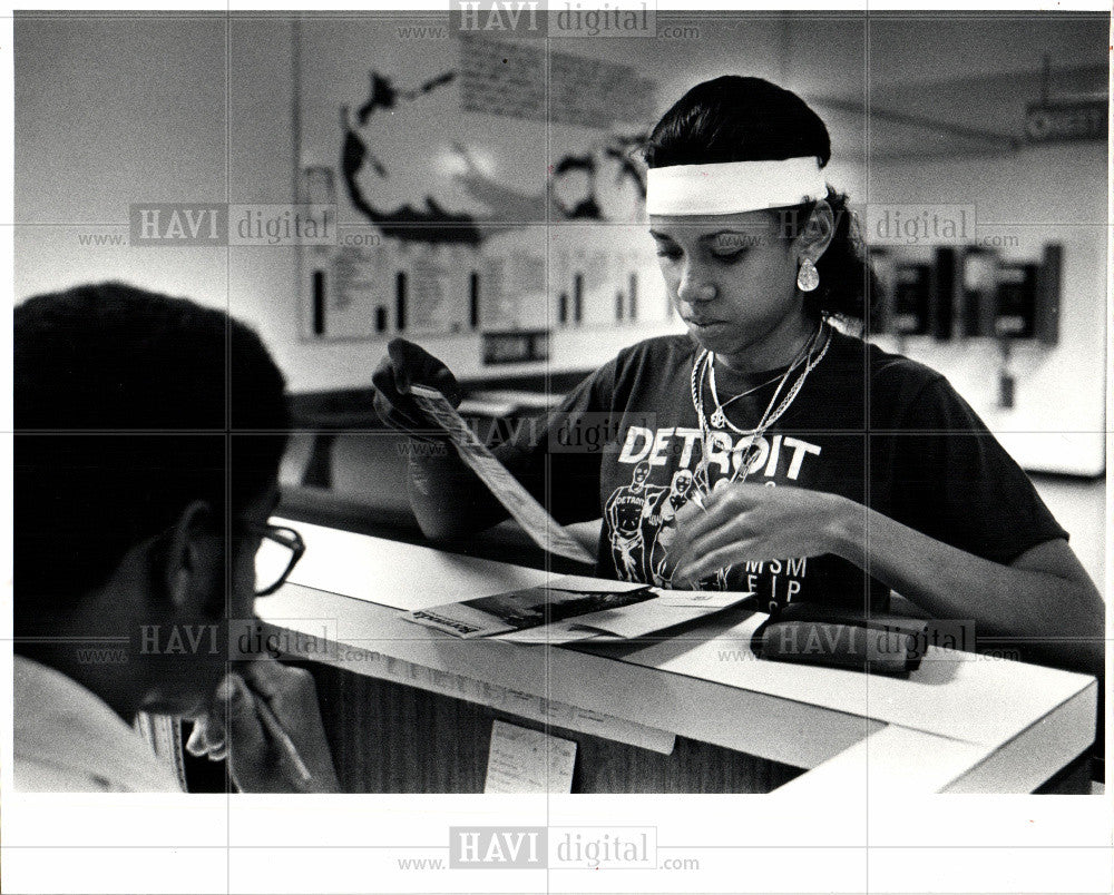 1982 Press Photo Detroit Cultural Renaissance Performer - Historic Images