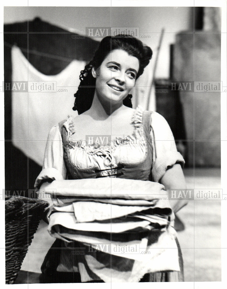 1961 Press Photo Judith Raskin, - Historic Images