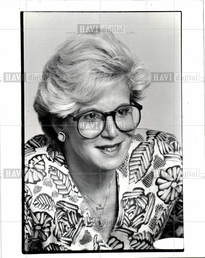 1986 Press Photo Sally Jessy Raphael Talk Show TV - Historic Images