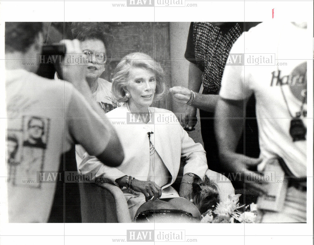 1991 Press Photo Jona Rivers, &quot;Dana&quot; show - Historic Images
