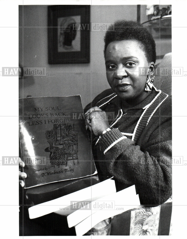 1991 Press Photo Dorothy Winbush Riley Book Writer - Historic Images