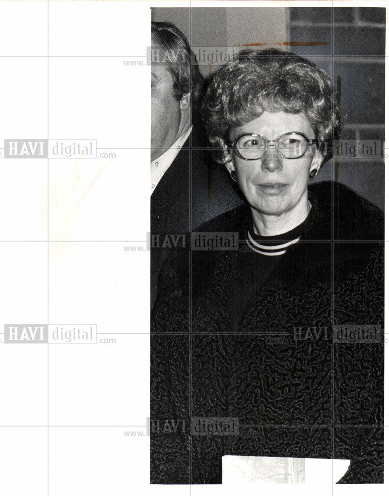 1976 Press Photo Mary Allen Riordan, teacher - Historic Images