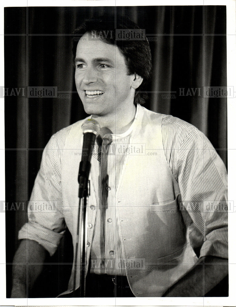 1985 Press Photo JOHN RITTER - Historic Images