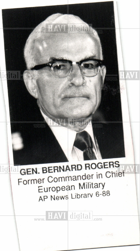 1988 Press Photo GEN. BERNARD ROGERS - Historic Images