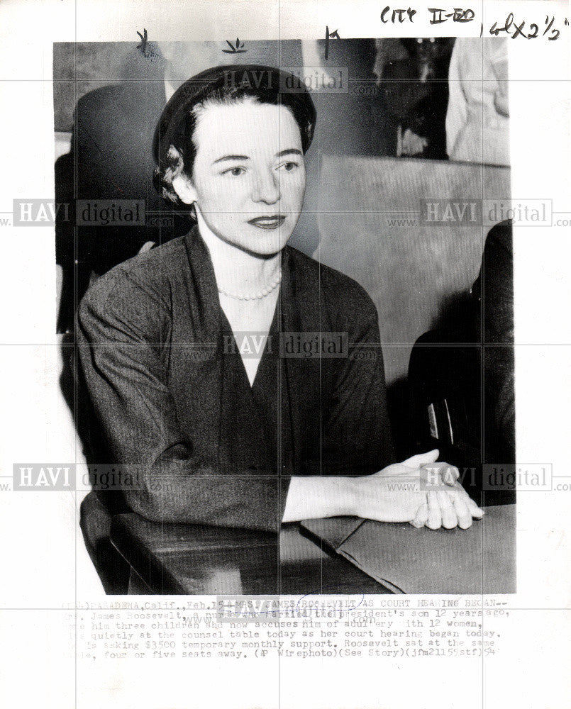 1954 Press Photo Mrs. James Roovelt - Historic Images