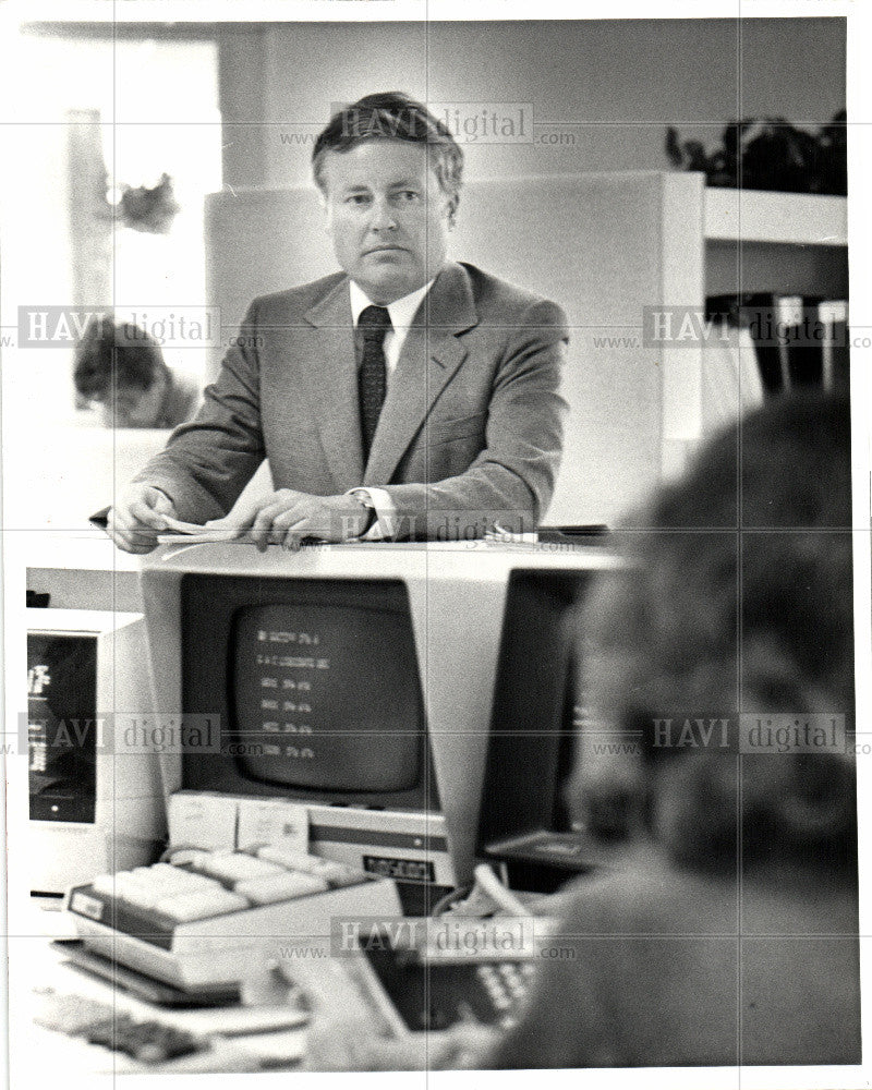 1981 Press Photo Thatcher W. Root stock broker - Historic Images