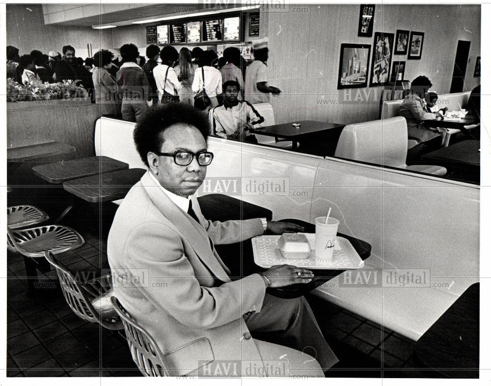 1976 Press Photo Bill Pickard Urban League Minority - Historic Images