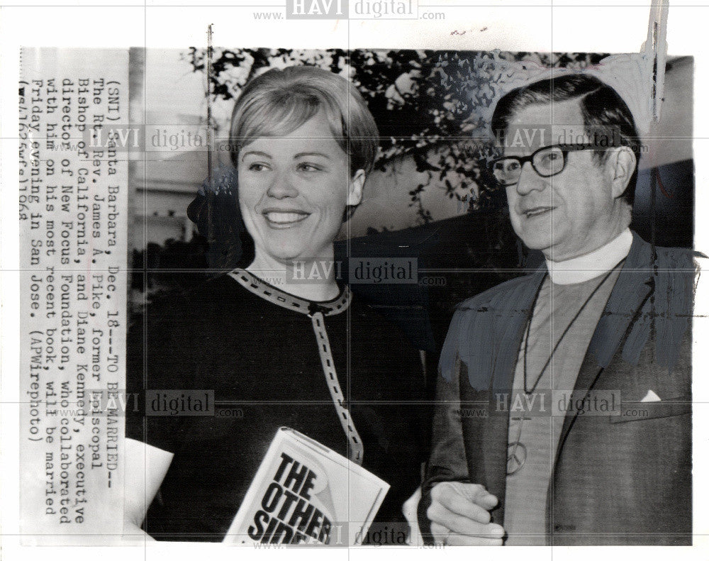 1968 Press Photo James A.Pike Rt. Rev. Episcopal Bishop - Historic Images