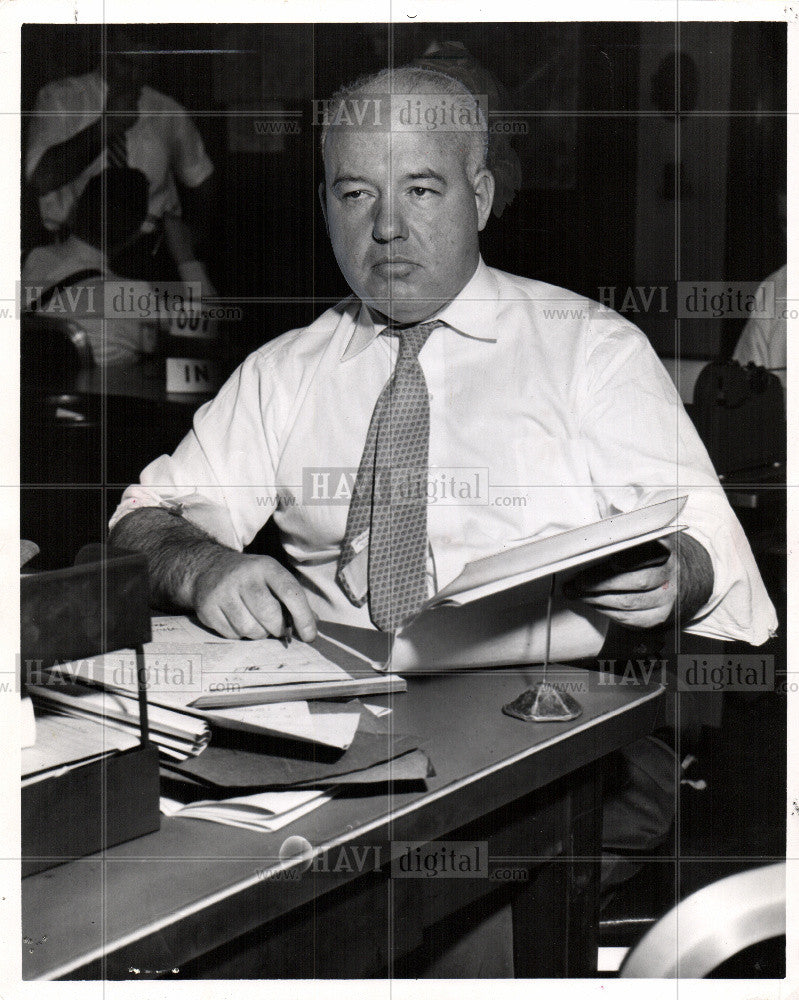 1982 Press Photo Walter L. Pierre Sr. - Historic Images