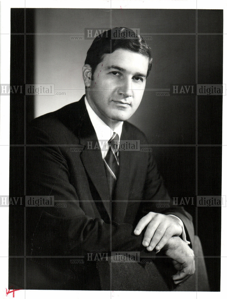 1976 Press Photo Anthony Thomopoulos ABC TV president - Historic Images