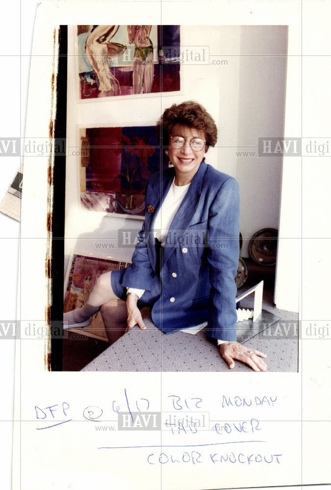 1991 Press Photo Lois Pincus artist - Historic Images