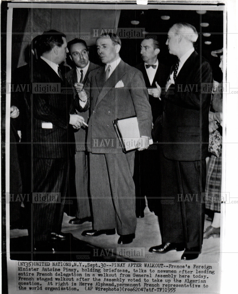 1955 Press Photo France Foreign Minister Pinay UN NYC - Historic Images