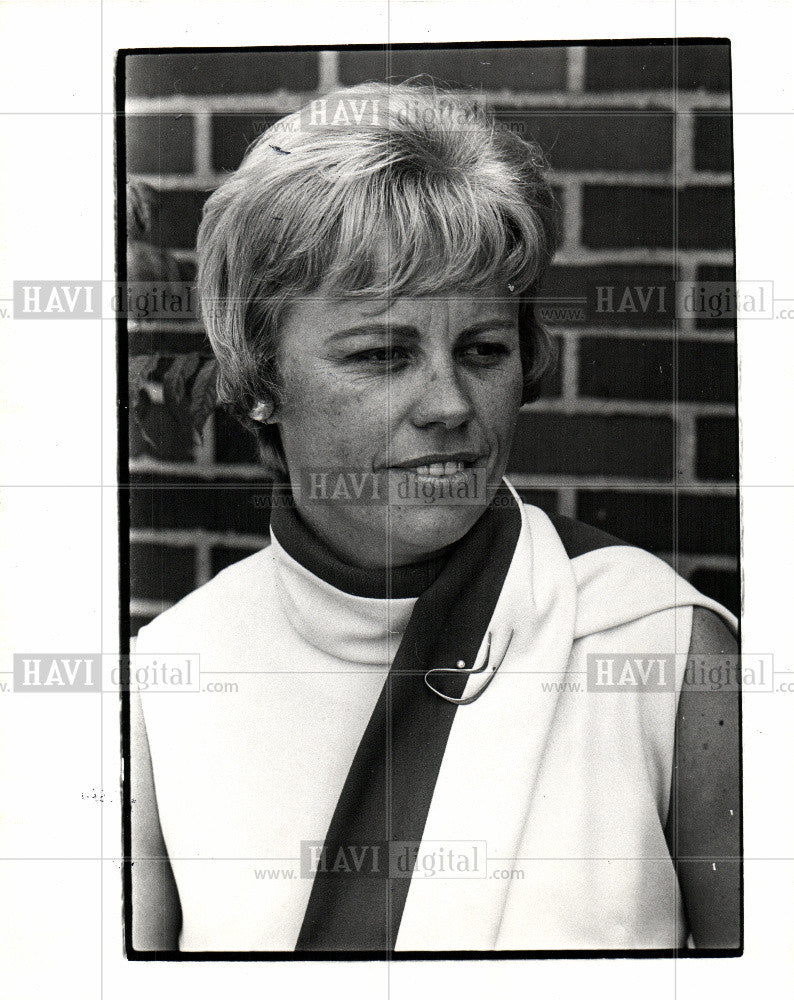 1970 Press Photo Diane Kennedy Pike Author Teleos - Historic Images