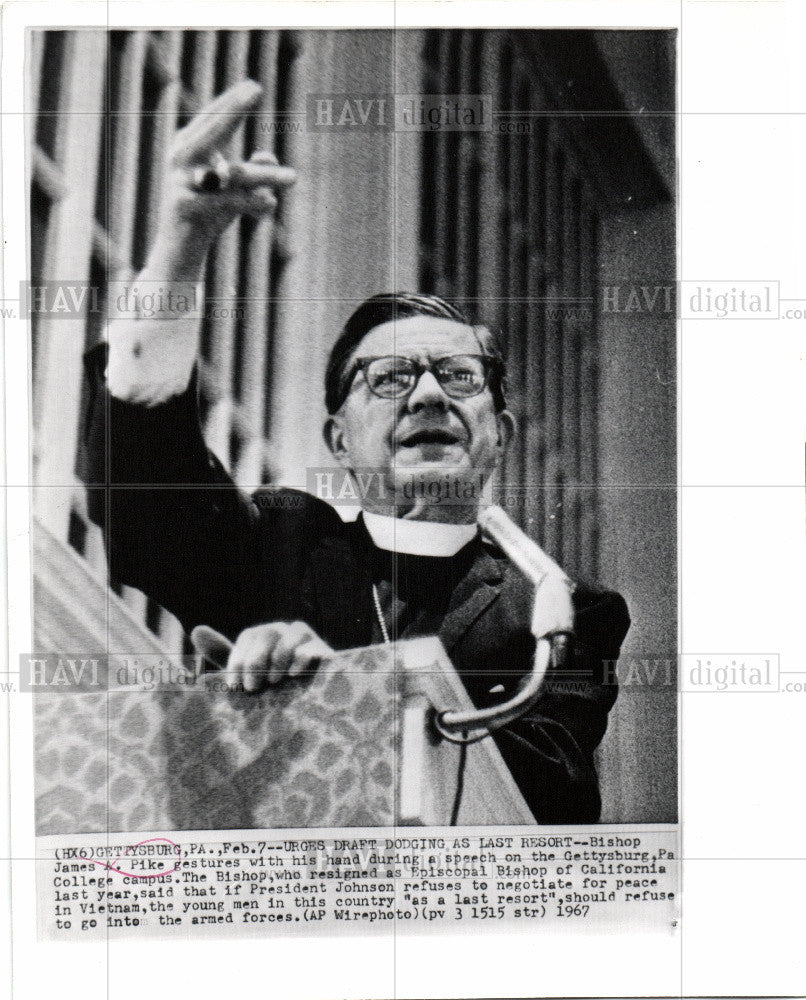 1967 Press Photo James A. Pike Episcopal bishop writer - Historic Images