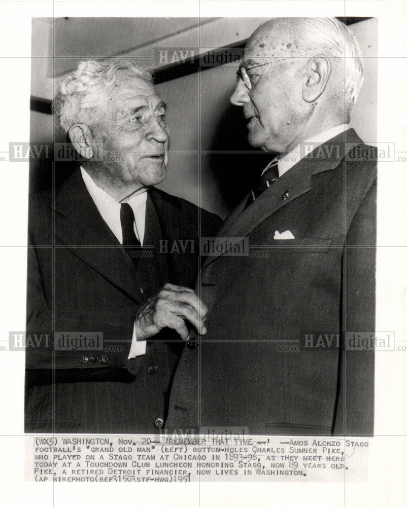 1951 Press Photo Amos Alonzo Stagg  Charles Sumner Pike - Historic Images