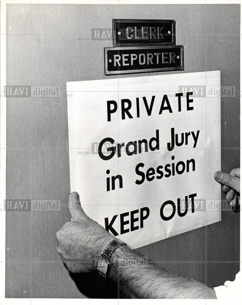 1965 Press Photo Piggin Grand Jury - Historic Images