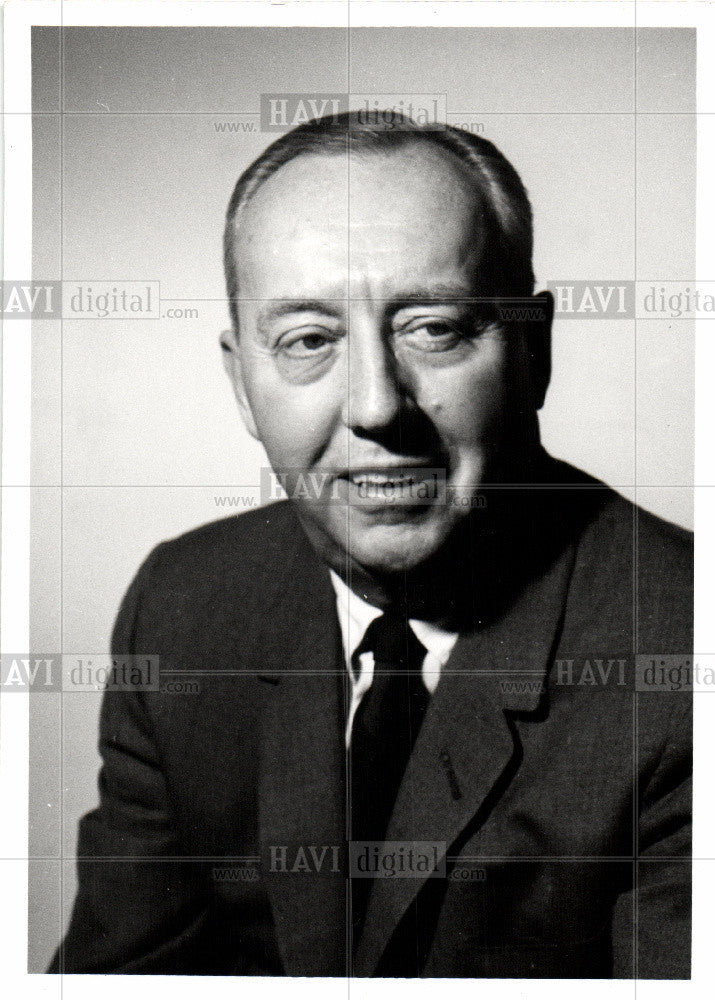 1966 Press Photo Edward S. Piggins - Historic Images