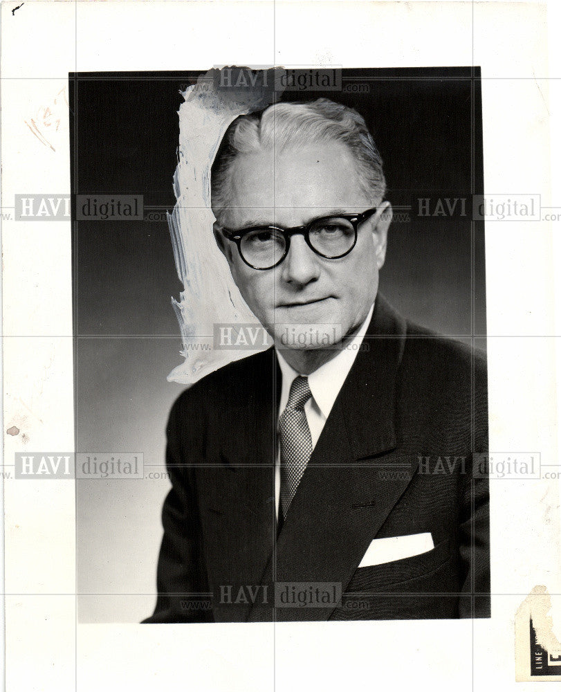 1956 Press Photo Richard Purdy Export American Motors - Historic Images