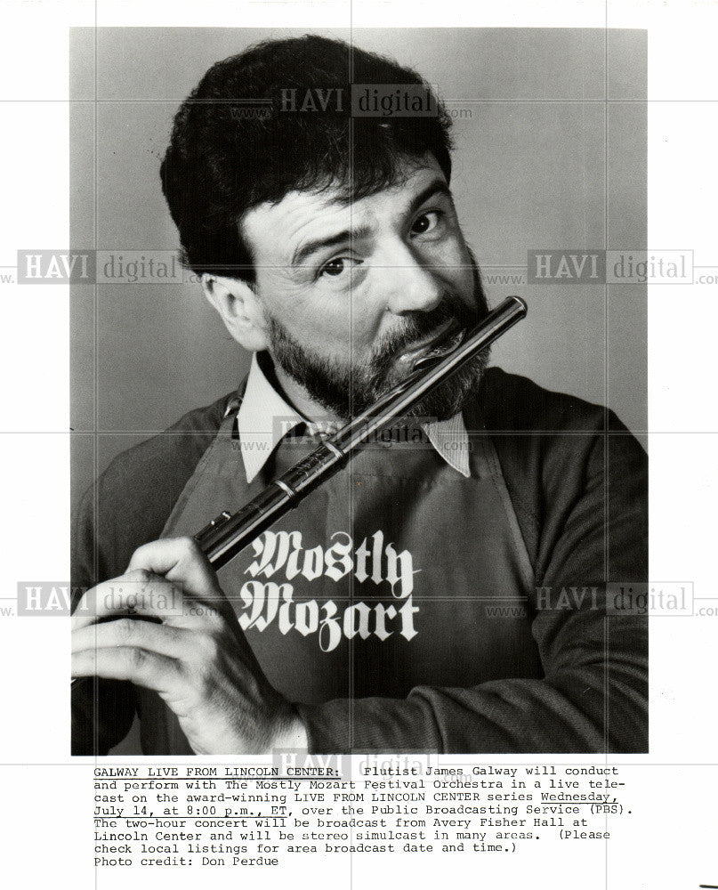 1982 Press Photo James Galway virtuoso flute Belfast - Historic Images