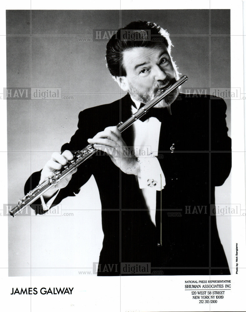 Press Photo James Galway virtuoso flute player - Historic Images