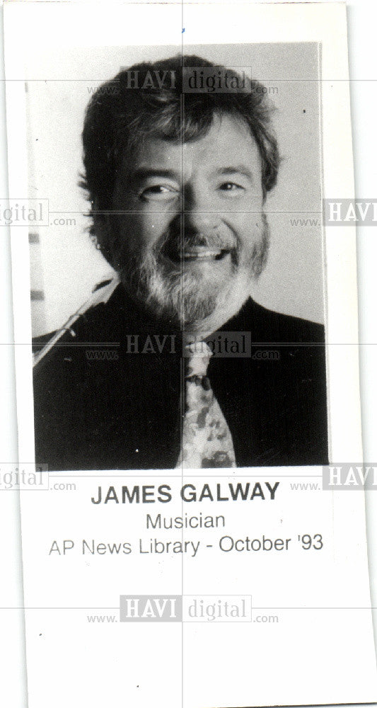 1993 Press Photo James Galway virtuoso flute player - Historic Images