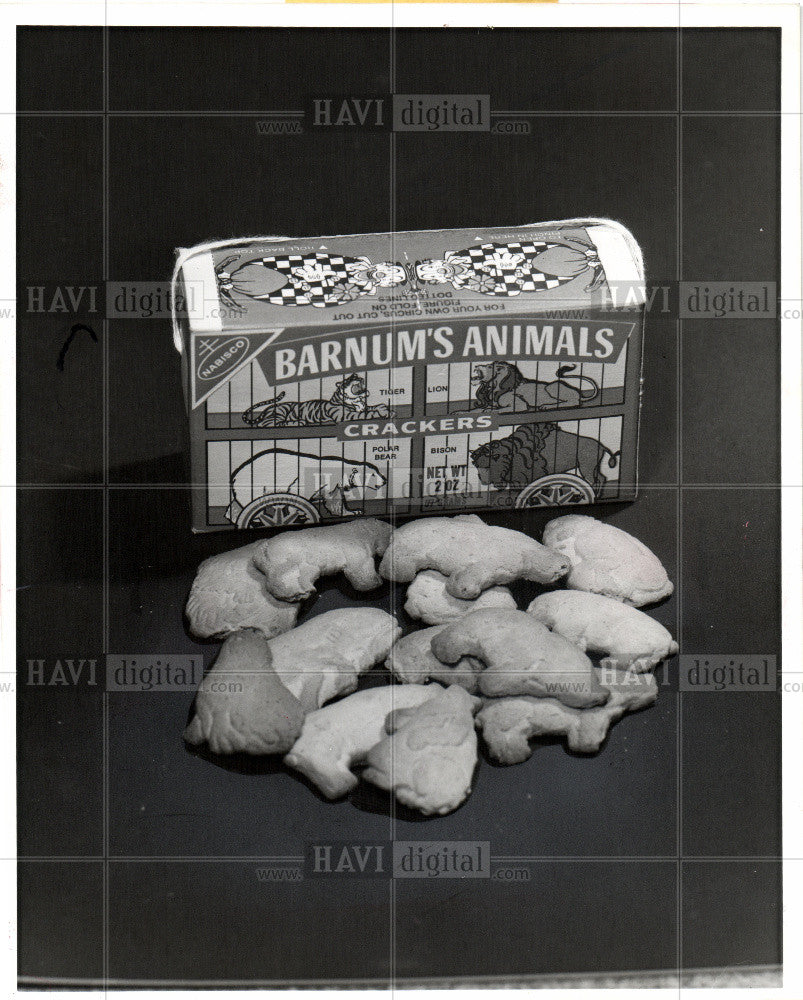 1977 Press Photo cookies flat-baked treat - Historic Images