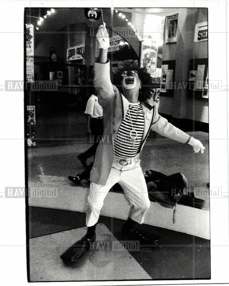 1983 Press Photo comic performers - Historic Images