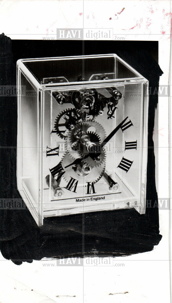 1971 Press Photo an instrument used to co-ordinatetime - Historic Images