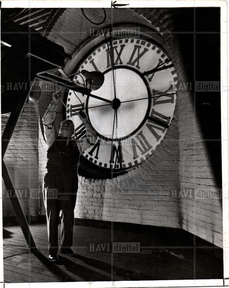 Press Photo Joseph S. Lewis Clock - Historic Images