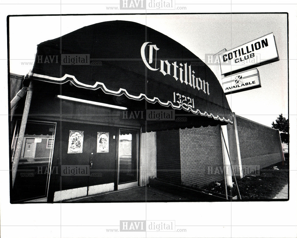 1983 Press Photo The Cotillion Club - Historic Images