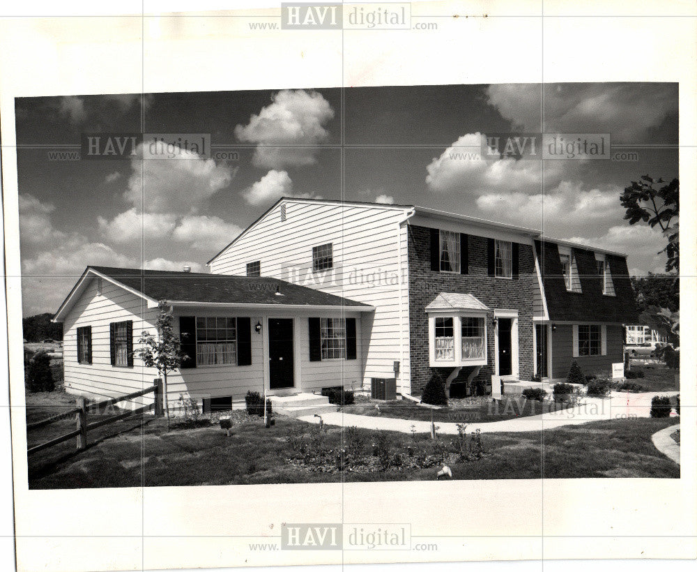 1973 Press Photo condominium housing tenure - Historic Images