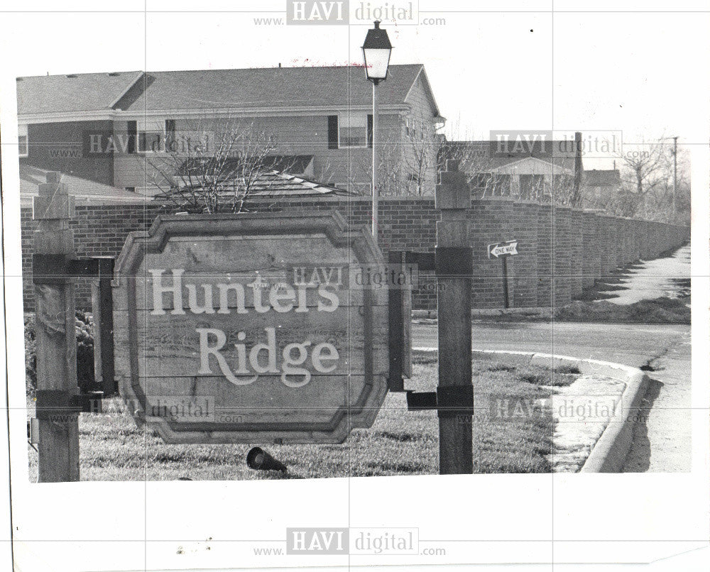 1974 Press Photo Hunters Ridge - Historic Images