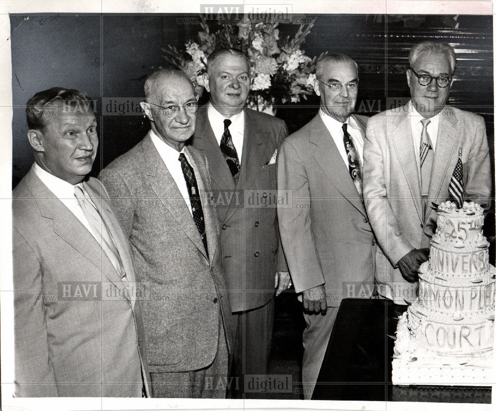 Press Photo Harry J. Dingeman - Historic Images