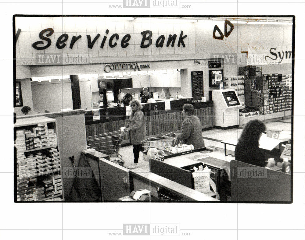 1990 Press Photo Supermarket - Historic Images