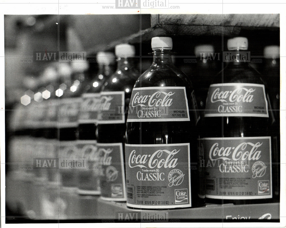 1998 Press Photo coca-cola - Historic Images