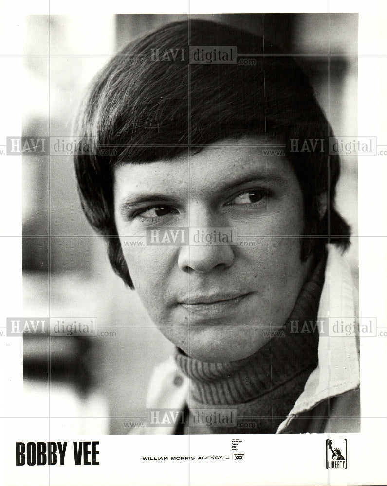 1975 Press Photo Bobby Vee American Pop Singer - Historic Images