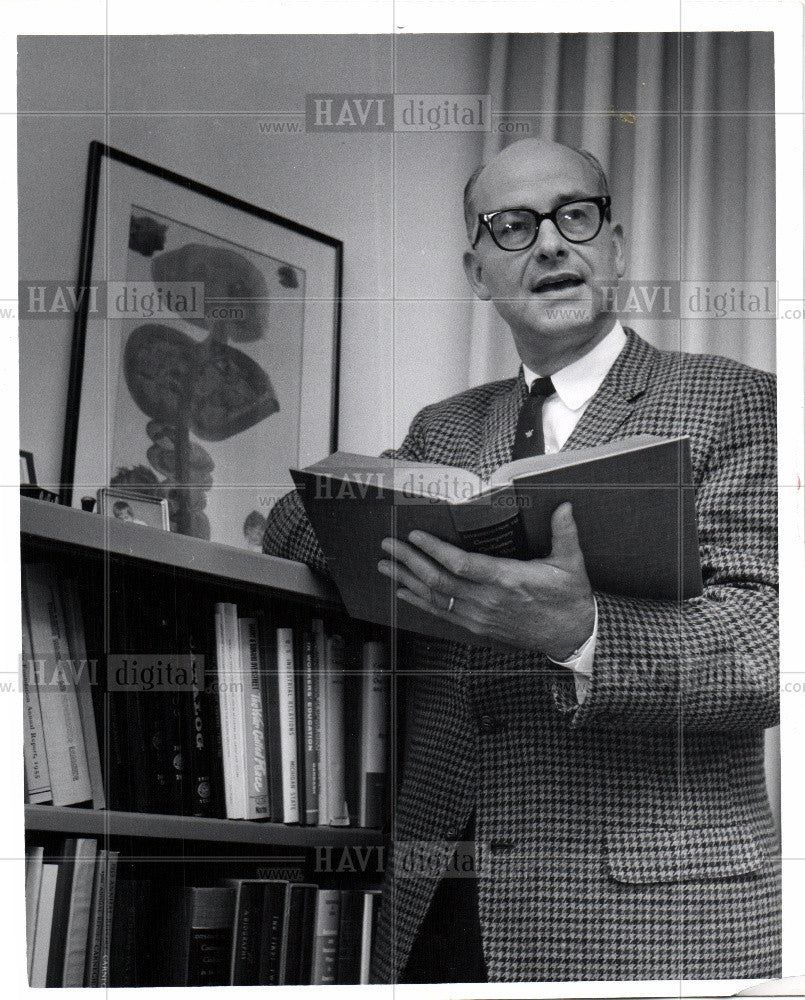 1963 Press Photo Oakland University Chancellor Varner - Historic Images