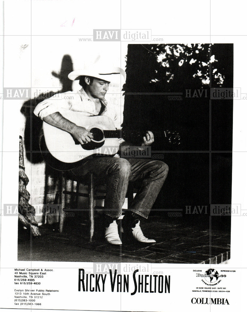 Press Photo Ricky Van Shelton, Singer - Historic Images