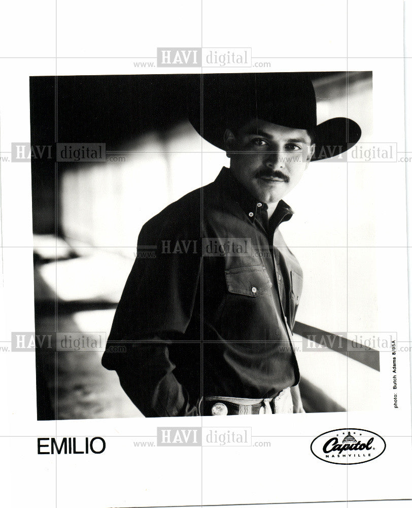 Press Photo emilio  latin pop singer - Historic Images