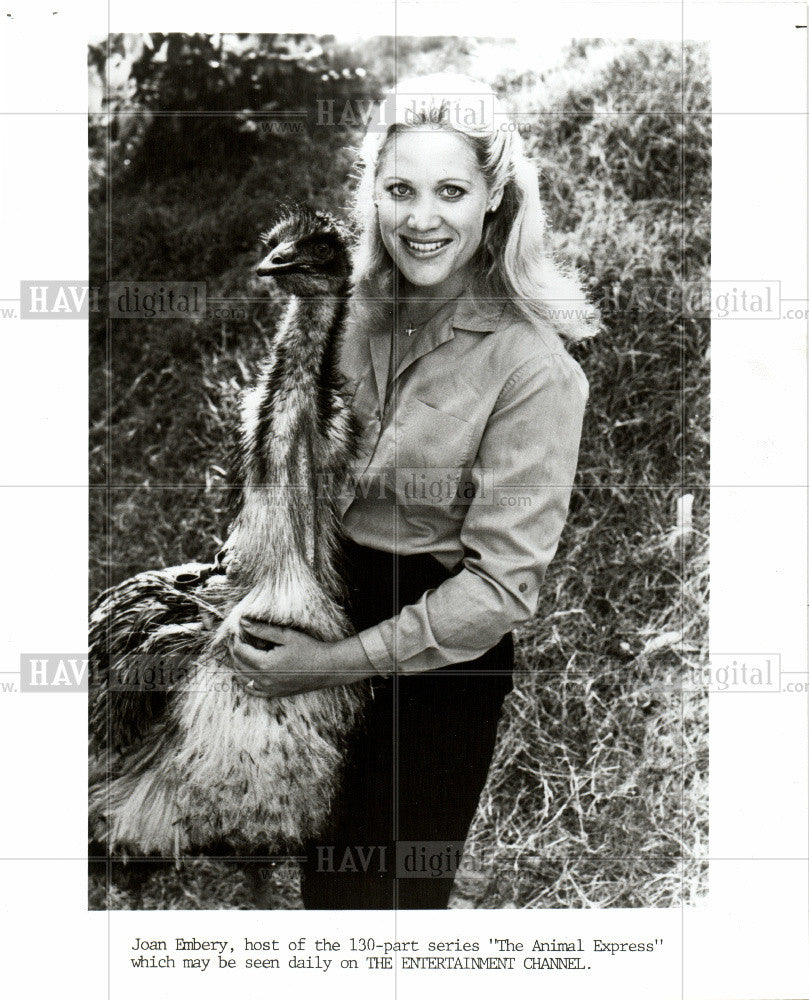 1982 Press Photo Joan Embry animal advocate - Historic Images