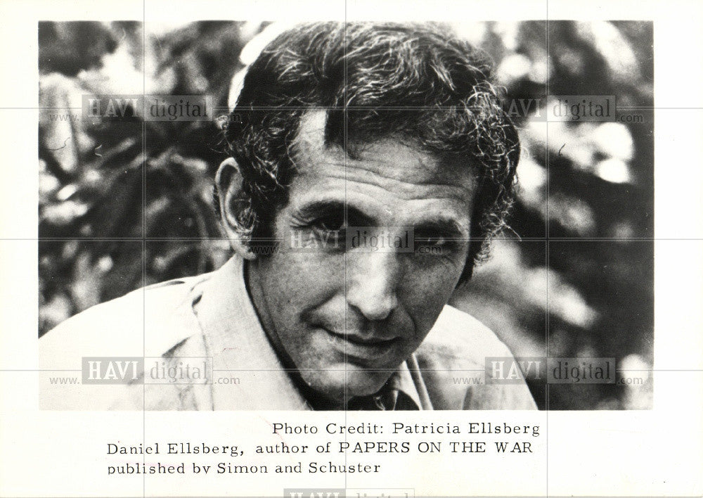1974 Press Photo Daniel Ellsberg Military Analyst RAND - Historic Images