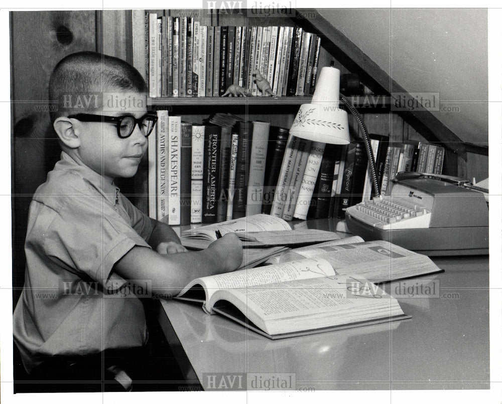 1965 Press Photo Michael Frost, MSU Student - Historic Images