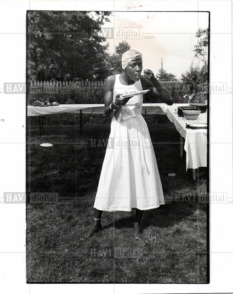 1976 Press Photo bethann,newyork,model,ankel,dress - Historic Images