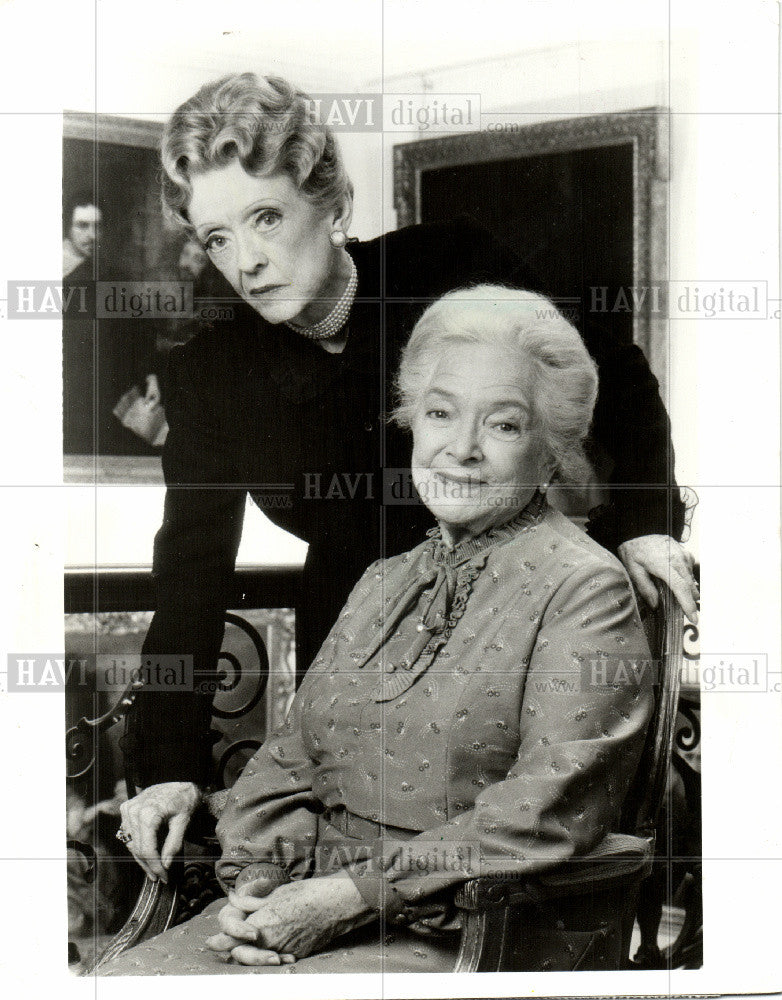 1985 Press Photo Bette Davis Helen Hayes Murder Mirrors - Historic Images