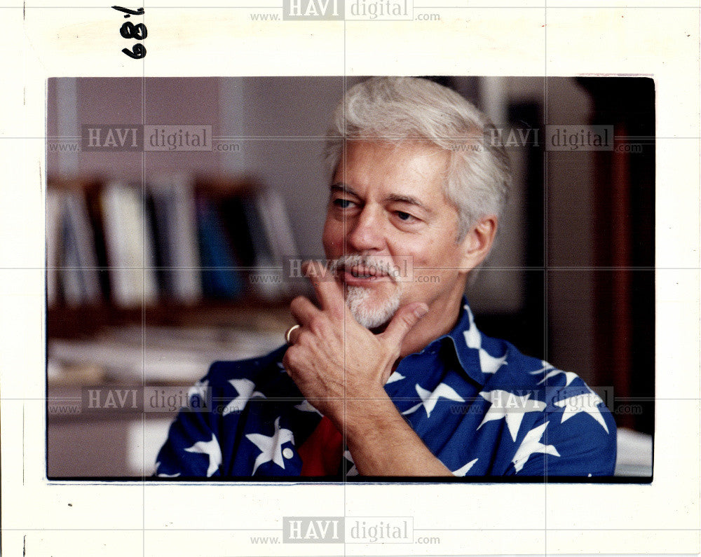 1992 Press Photo Hayes Days of Our Lives also sings - Historic Images